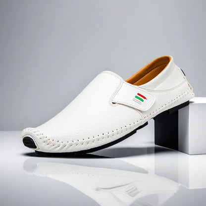 Versatile smart casual men's loafers, everyday slip-on shoes offering style & comfort.