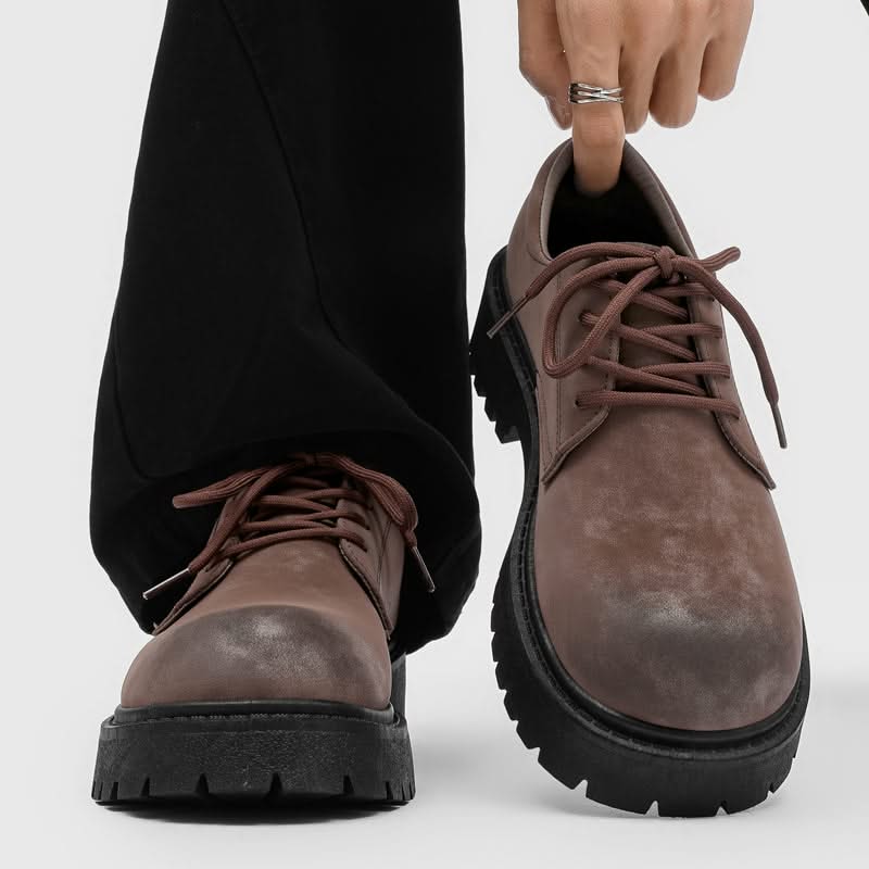 Fashionable men's comfortable thick-sole derby shoes, essential for a stylish and versatile wardrobe.