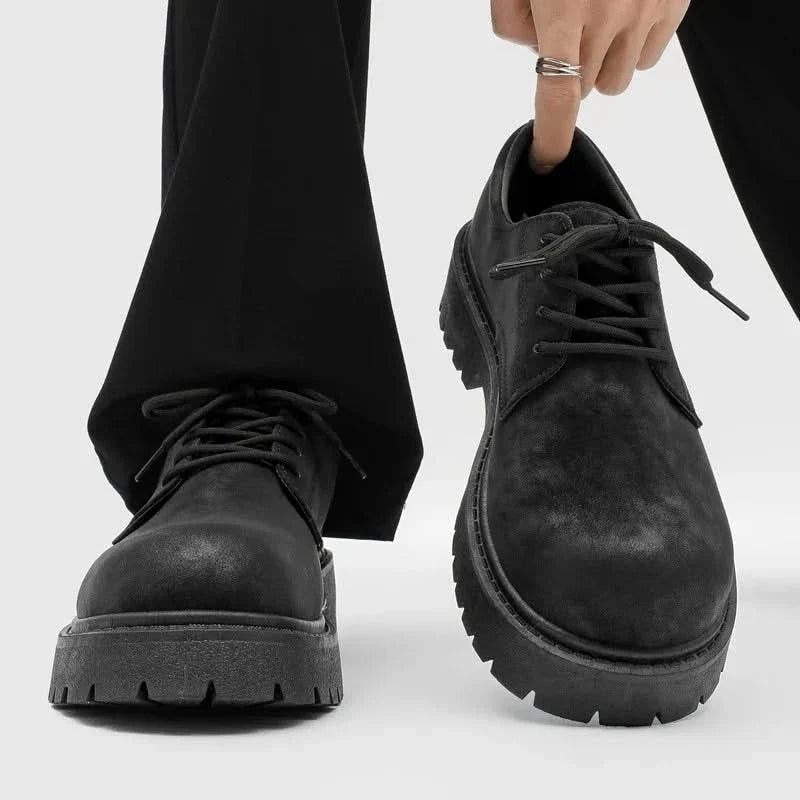 Elevate your look with men's stylish black thick-sole derby shoes, combining comfort & modern design.