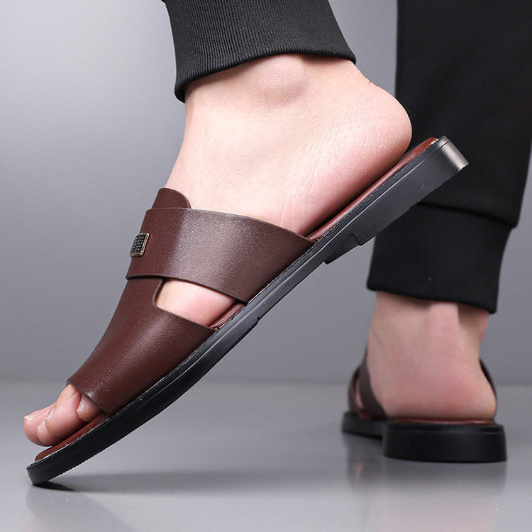 Stylish men's open-toe sandals, designed for casual outings and summer adventures.