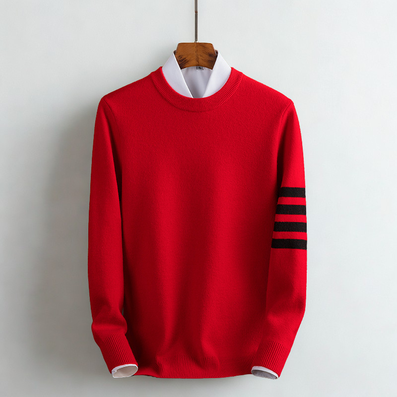 Comfortable men's long sleeve pullover sweater, ideal for relaxing & staying warm during fall & winter.