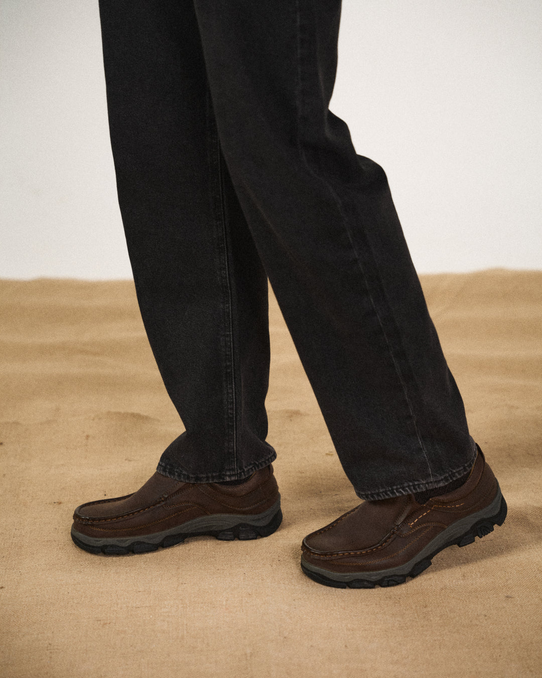 Black Men's Dakota loafers, sleek slip-on shoes offering comfort & rugged style for casual everyday wear.