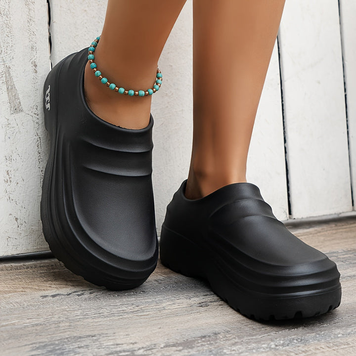 Comfortable men's house shoes, Douglas slip-on clogs with a supportive chunky sole.
