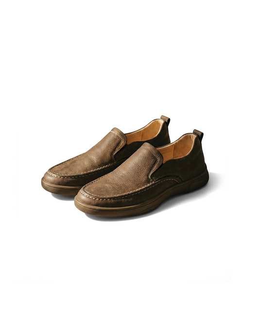 Men's durable slip-on loafers for all-day comfort, perfect for everyday wear.
