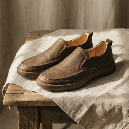 Classic moc-toe men's slip-on loafers, versatile and comfortable for casual fashion.