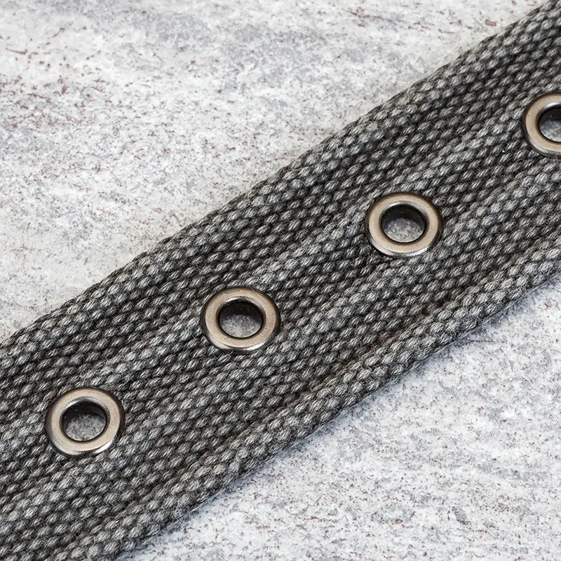 Men's classic woven belt, durable and stylish, featuring elegant leather accents.