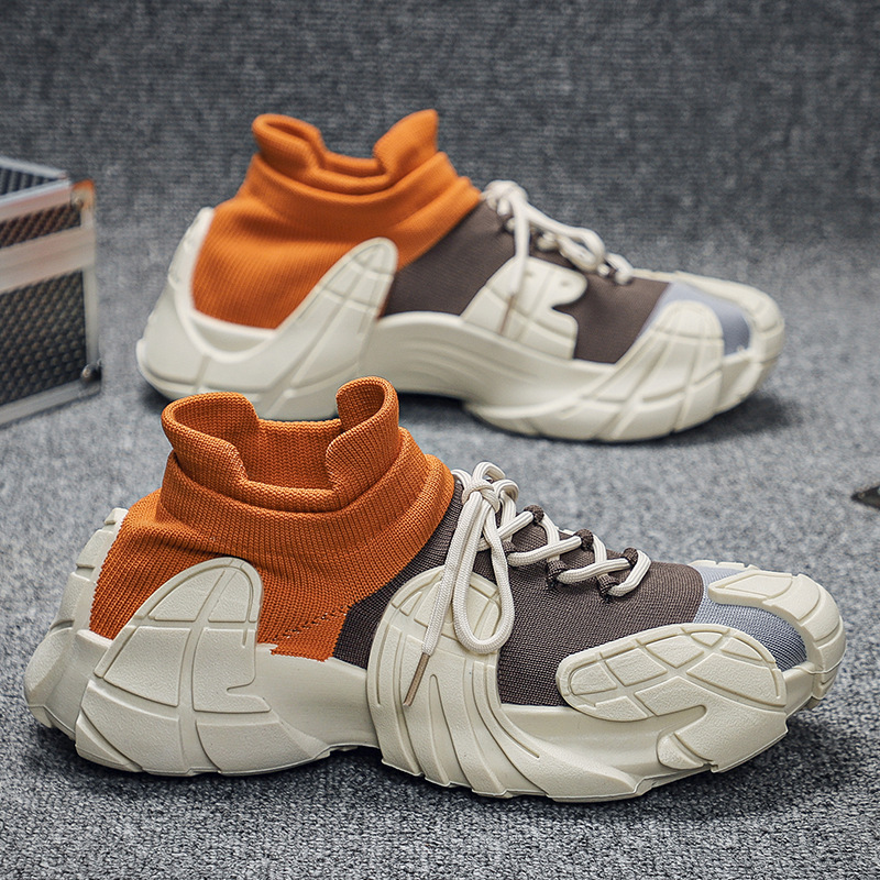 Stylish men's hybrid athletic shoes with sock collar & dynamic design for all-day comfort.