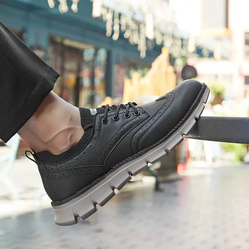 Men's Eastbrook supportive casual walking shoes, orthopedic comfort & everyday style.