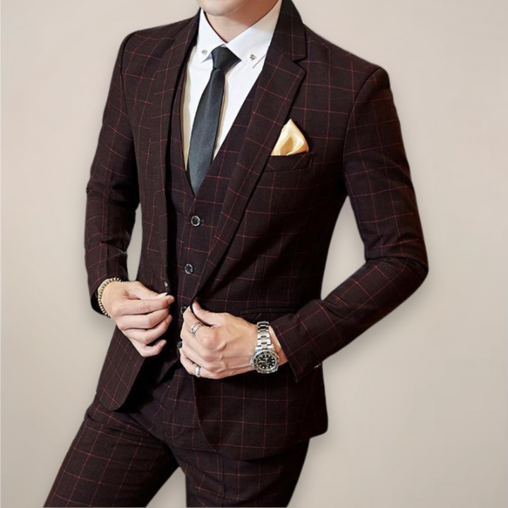 Stylish men's slim fit plaid suit, perfect for formal occasions, weddings & business attire. Two-piece checked fashion.