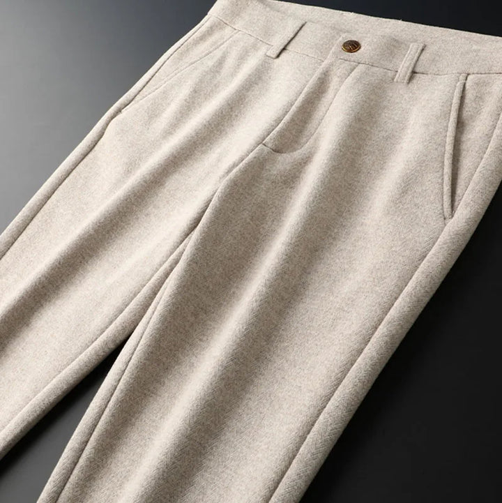 Stylish men's tailored pants, essential for a versatile and sophisticated wardrobe.