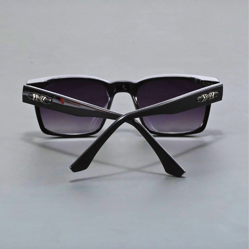 High-quality men's sunglasses with UV400 protection. Elegant anti-glare gradient lenses. Essential men's accessories.