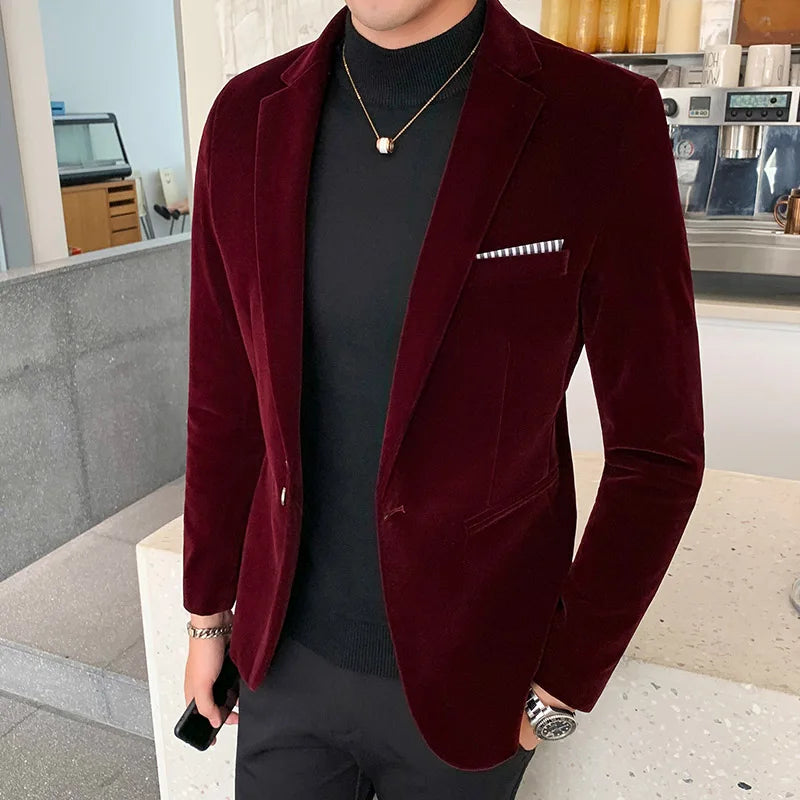 Versatile men's elegant tailored blazer, suitable for professional, formal, & smart casual outfits.