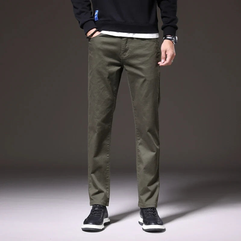 Soft cotton Elio men's chino trousers. Casual and comfortable pants available in multiple colors.