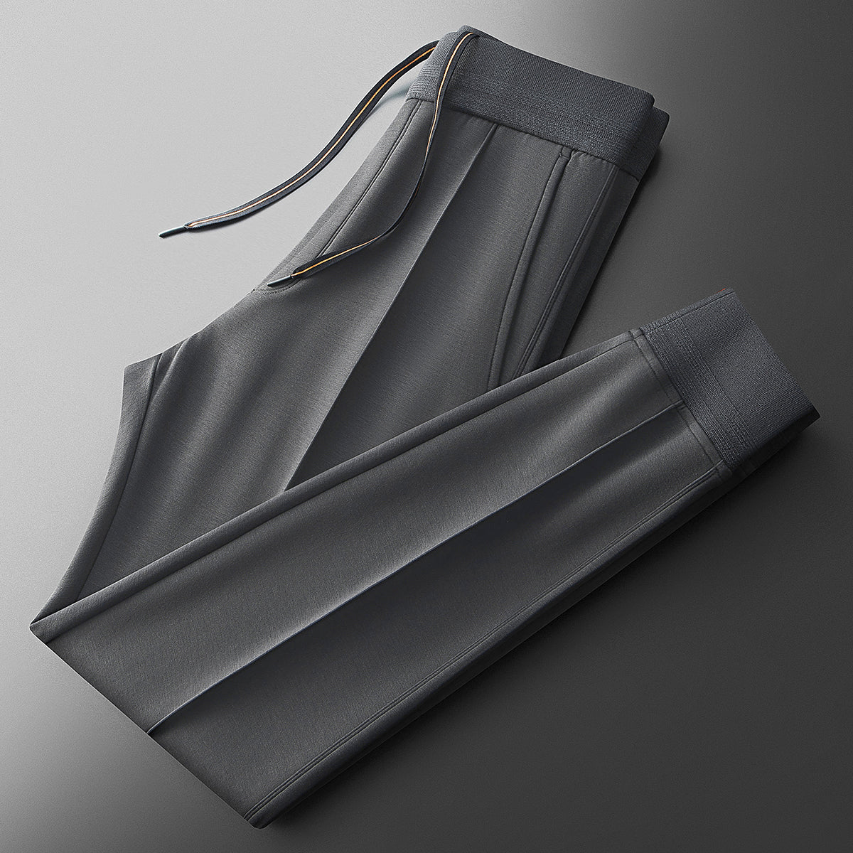 All-season men's athletic tracksuit set, ultimate comfort & stylish casual wear for active men.
