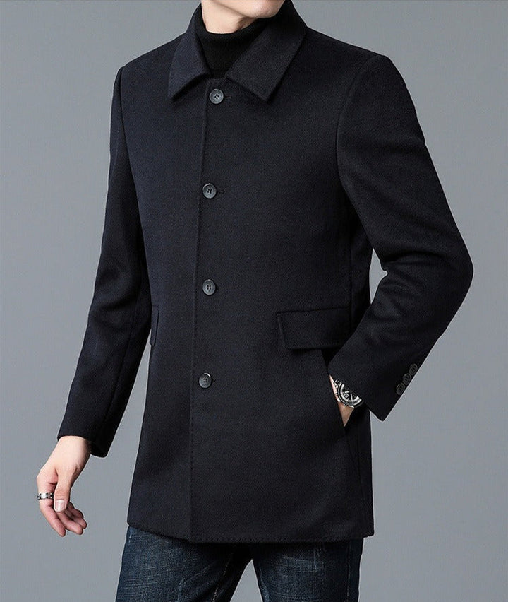 Versatile men's fashion jacket, tailored fit for both business & smart casual.
