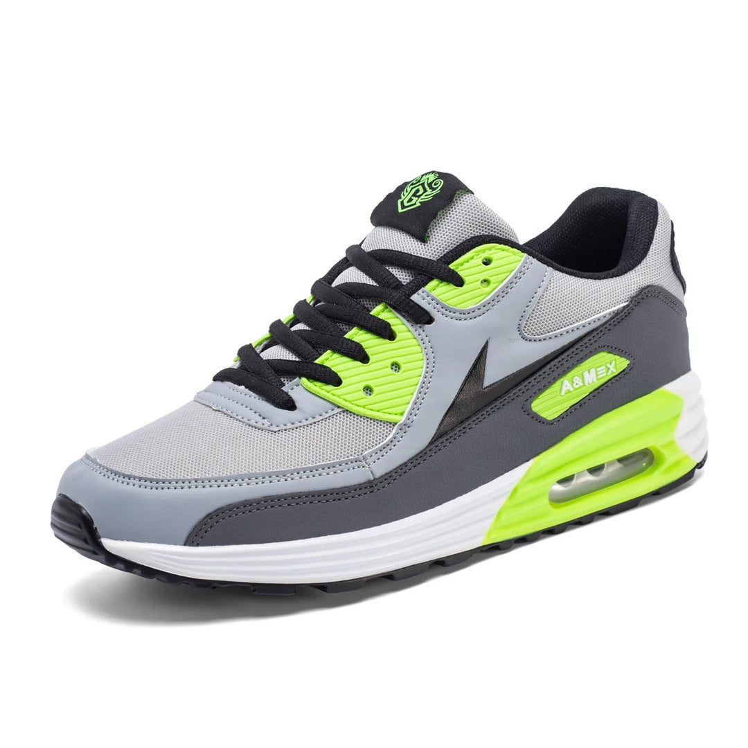 Stylish Evron men's training shoes. High-performance design suitable for various gym activities.