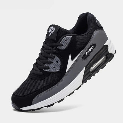 Men's Evron comfortable running shoes. Breathable material and sturdy sole for long-distance comfort.