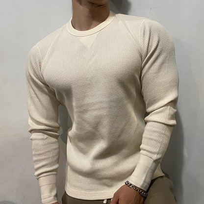 Men's fitted muscle shirt in black, ideal performance athletic top for gym workouts & street style.