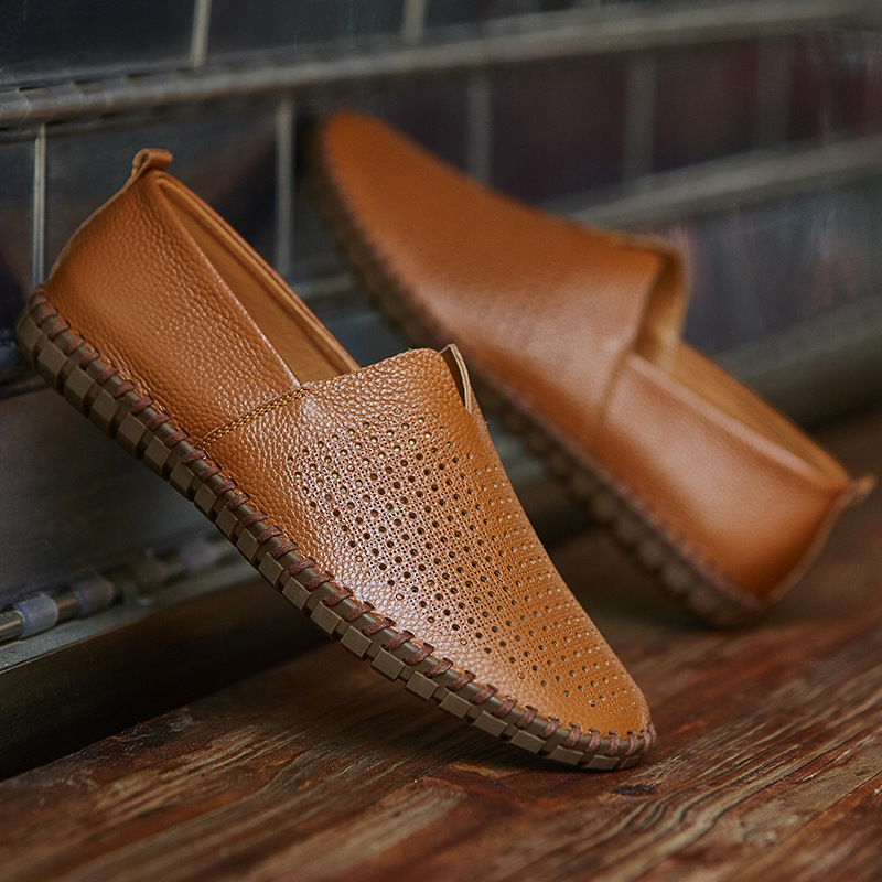 Casual men's Fresco loafers, perforated design ensures comfort & breathability for walking.