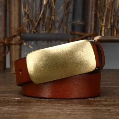 Durable men's full-grain leather belt, expertly crafted with a robust brass buckle for lasting wear.