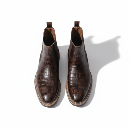Comfortable men's full-grain leather casual Chelsea boots, stylish and practical for daily use.