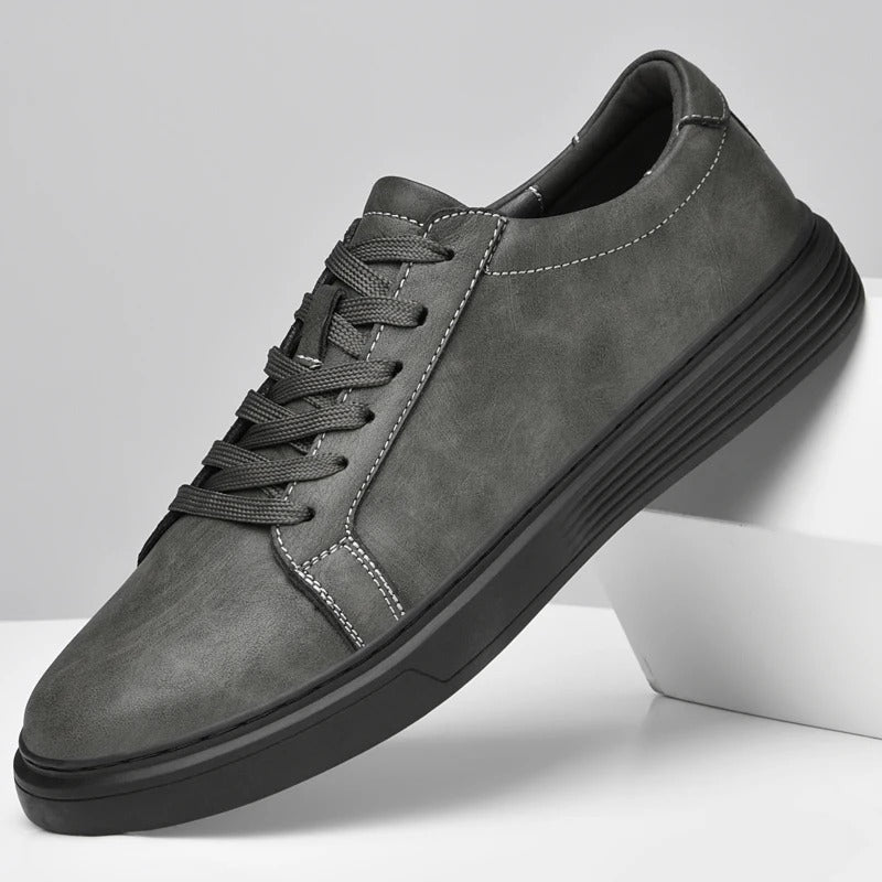 Classic men's genuine leather casual sneakers, perfect for all-day comfort & men's fashion.