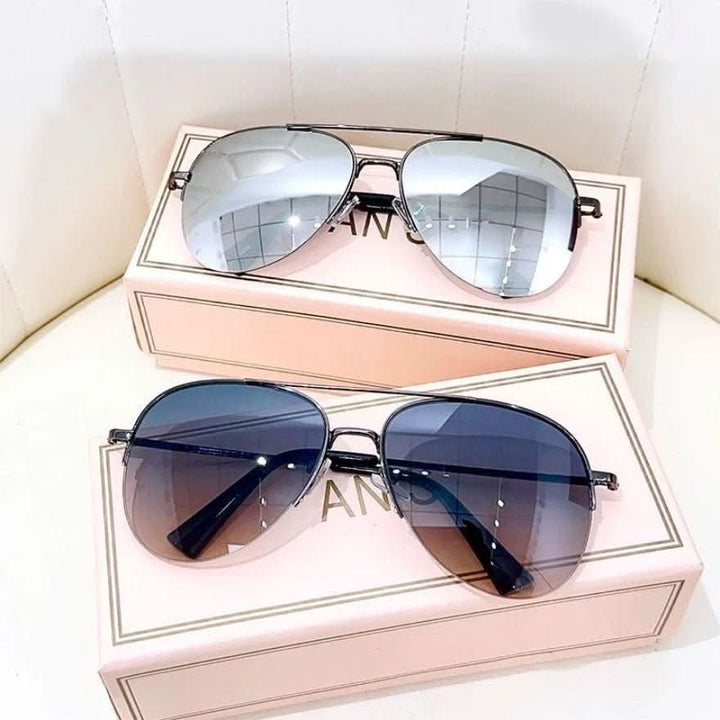 Gradient lens pilot sunglasses for men, featuring UV400 protection & anti-glare, great for travel essentials.