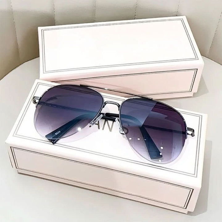 Fashionable men's pilot sunglasses, gradient lenses provide UV400 protection & a sleek look.