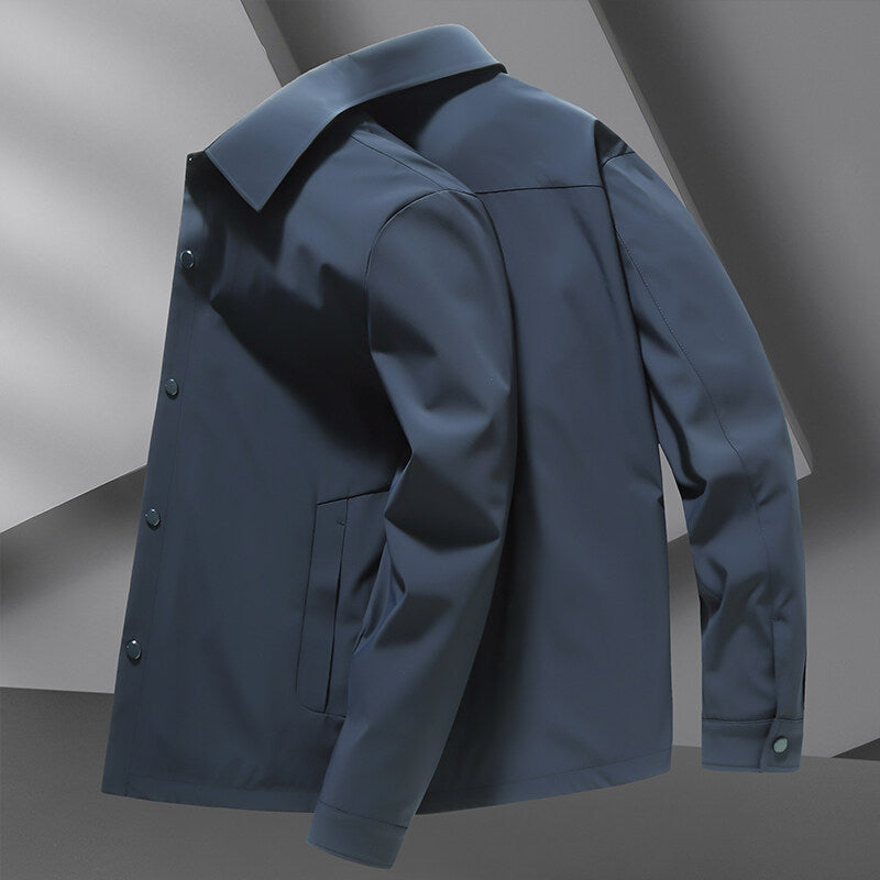 Men's lightweight snap jacket, water-repellent Harbor outerwear offering versatile all-season comfort for daily use.