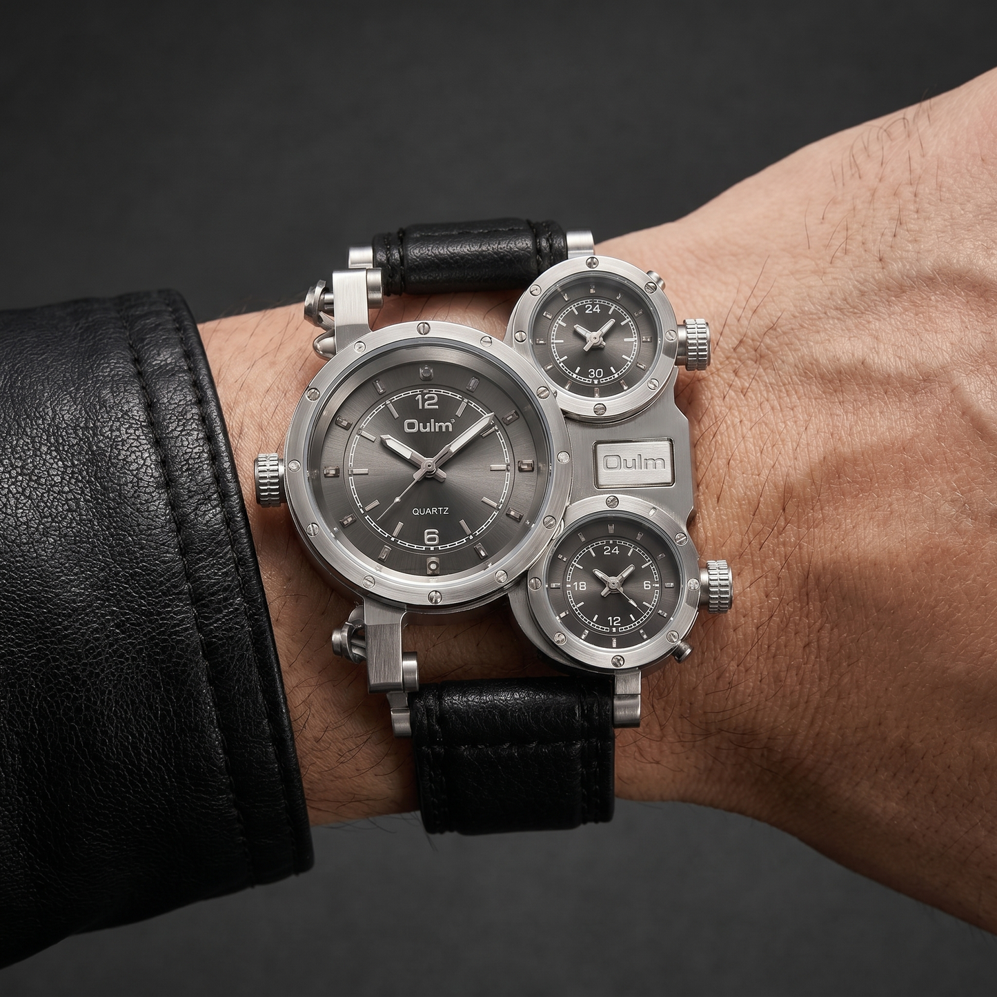 Black Hartwell men's oversized world-time quartz watch. Luxury statement timepiece with a bold style for men's fashion.