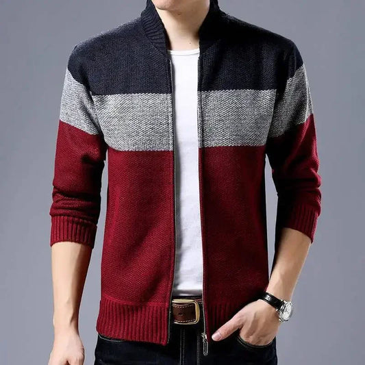Men's Hawthrone full-zip everyday jacket with stylish plaid interior, perfect for casual fall & winter layering.
