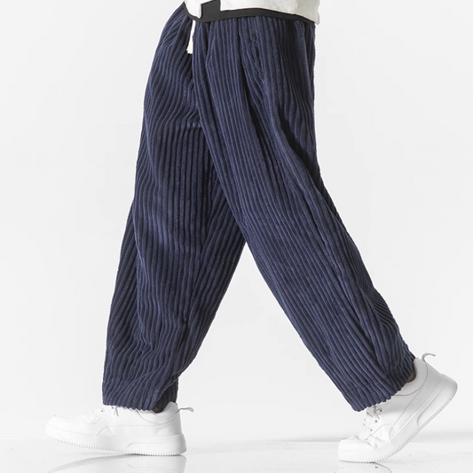 Men's Heritage wide-leg jogger pants in a relaxed fit, perfect for casual everyday wear. Features a comfortable drawstring.