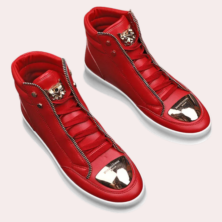 Men's high top athletic casual sneakers in urban style. Comfortable streetwear for versatile daily fashion.