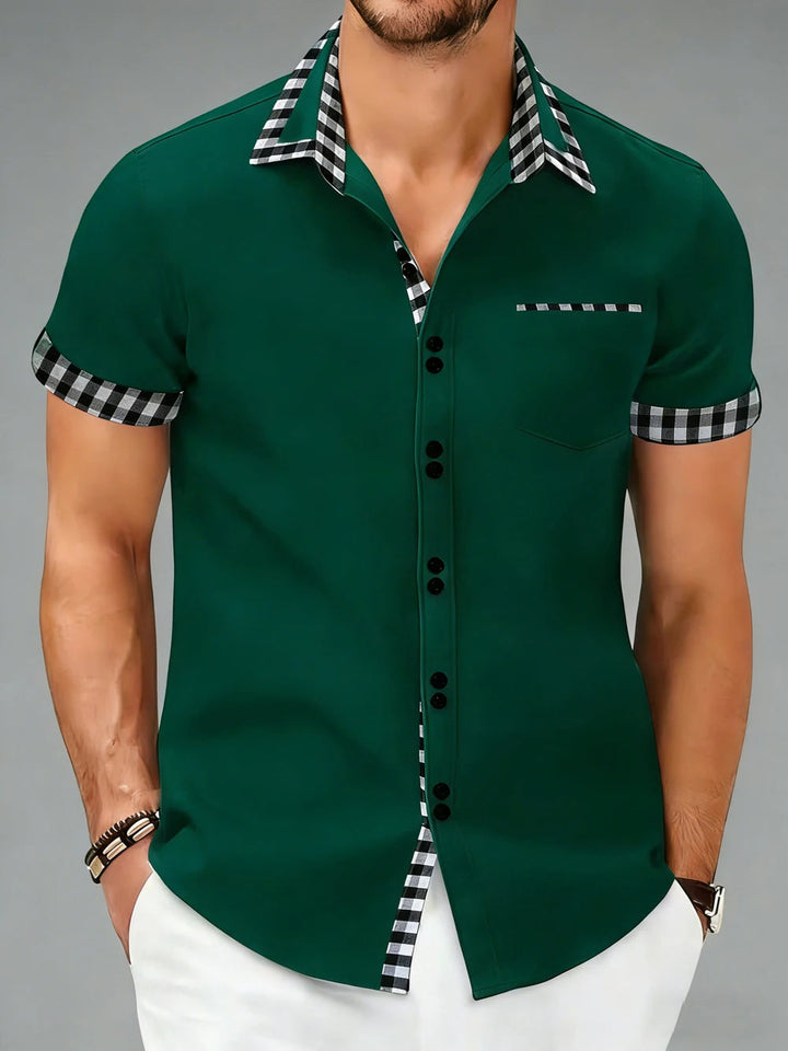 Sophisticated men's long sleeve Hudson checkered shirt. Tailored for a modern, wrinkle-resistant look.