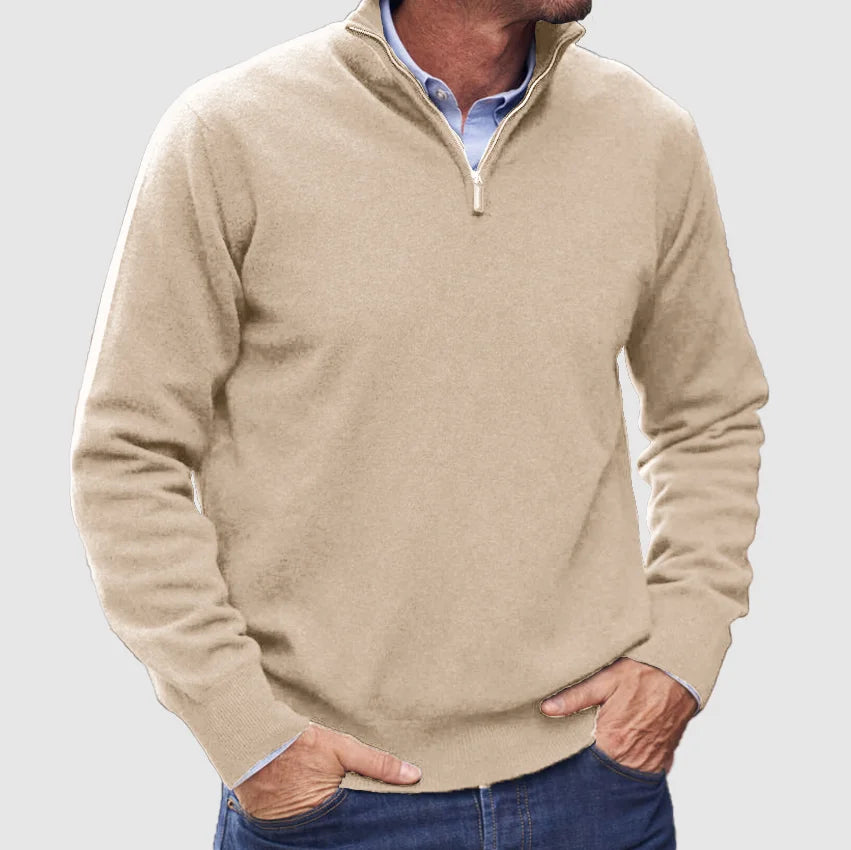 Long-sleeve men's Italian sweater with practical zipper, combining premium comfort with a stylish, versatile look.