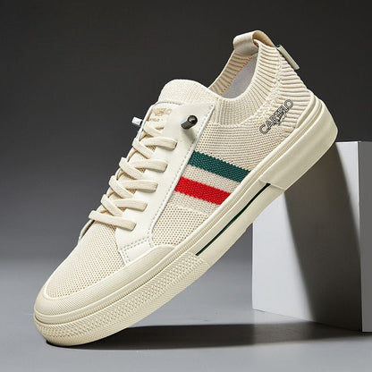 Side view of men's Italiana Style walking sneakers, combining comfort with modern street fashion.