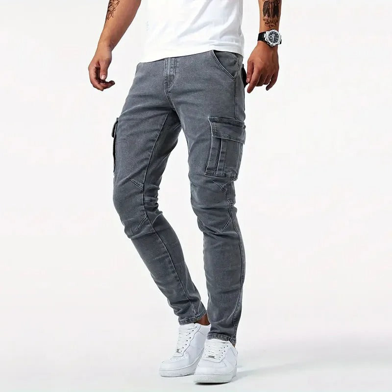 Stylish men's Kensington slim-fit cargo pants, featuring practical pockets & 4-way stretch.