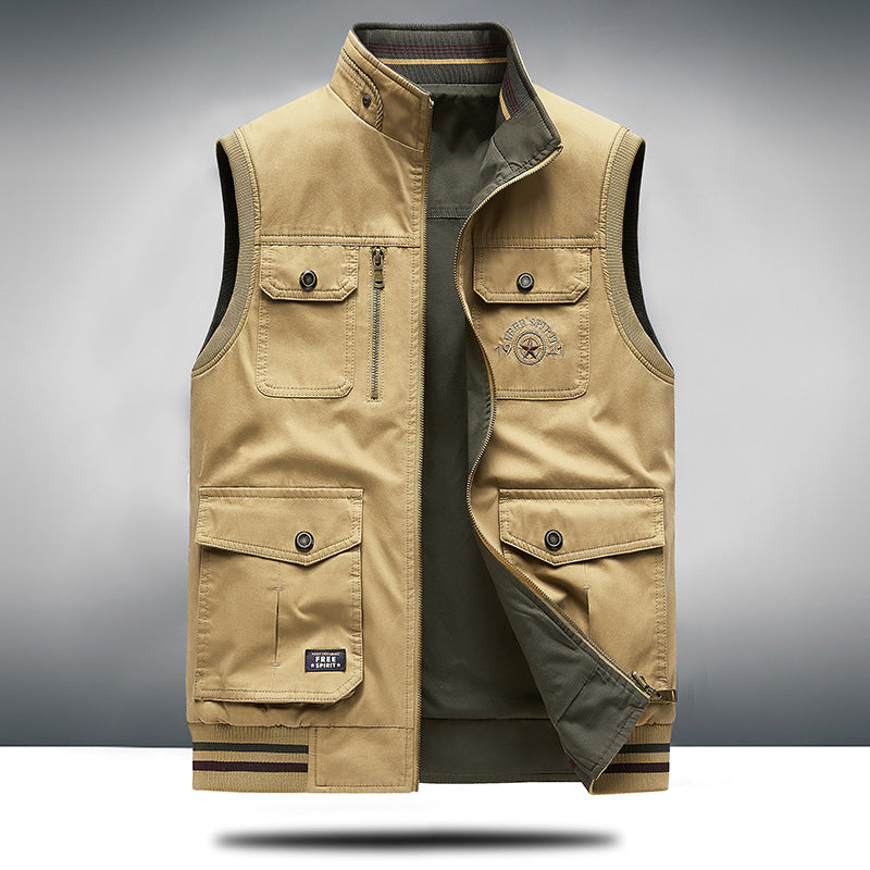 Functional men's multi-pocket utility vest, ideal for layering outerwear & urban streetwear style.