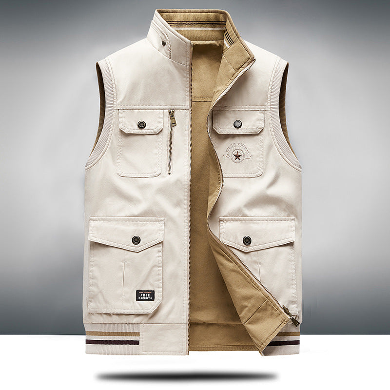 Stylish men's multi-pocket khaki utility vest, designed for practicality & modern streetwear layering.