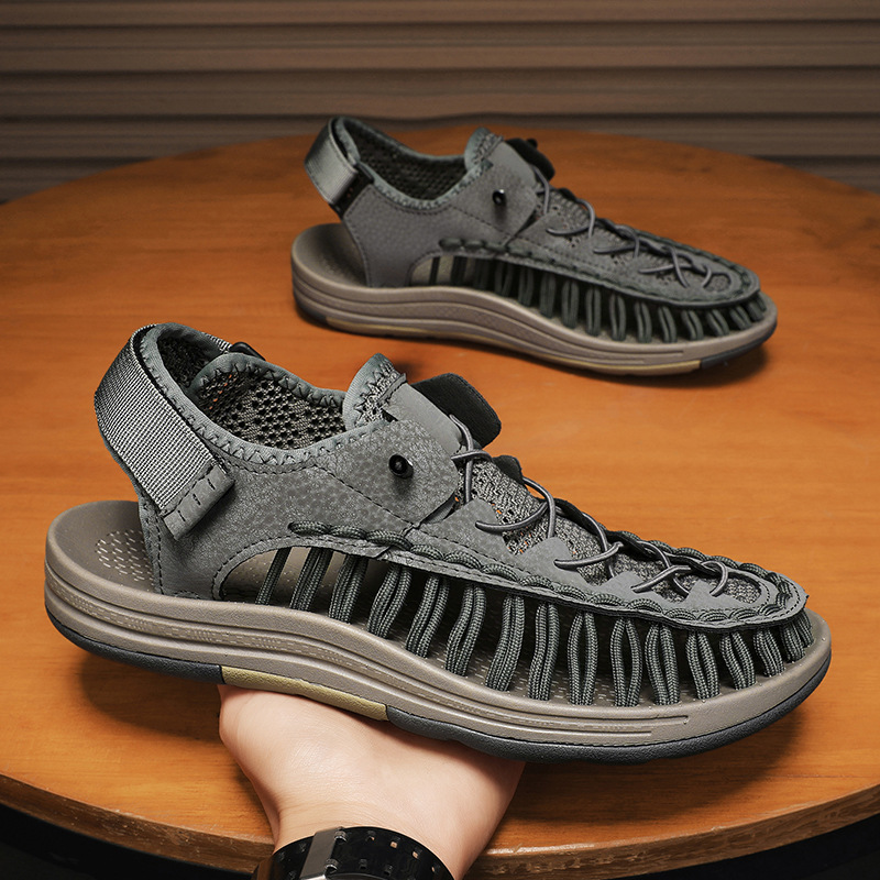 Man wearing Men's Knox Ryder quick-dry sandals on an outdoor trail, ready for summer adventure & hikes.