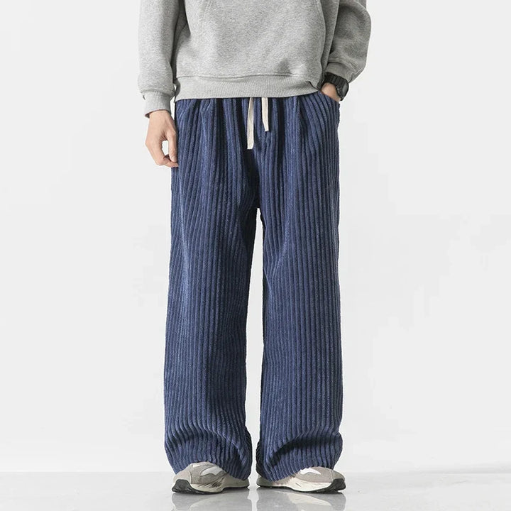 Versatile Men's Kyoto relaxed straight-leg pants, a comfortable choice for casual & everyday wear.