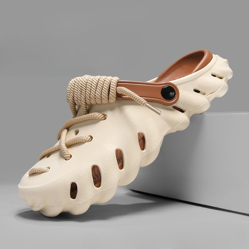 Lightweight & breathable men's clogs with laces, water-friendly for outdoor comfort.