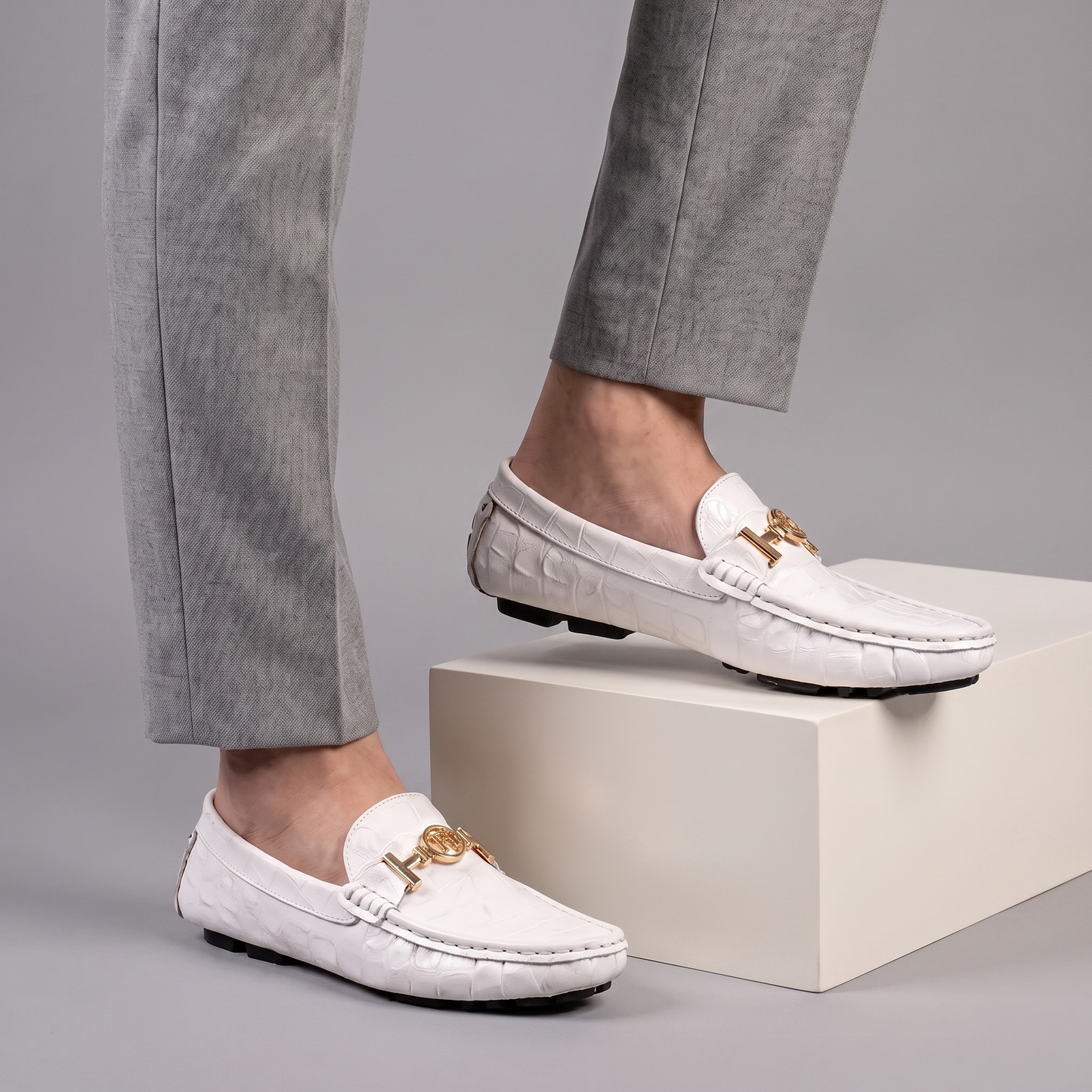 Men's LANGSTON slip-on loafers, stylish & comfortable, perfect for everyday casual wear.