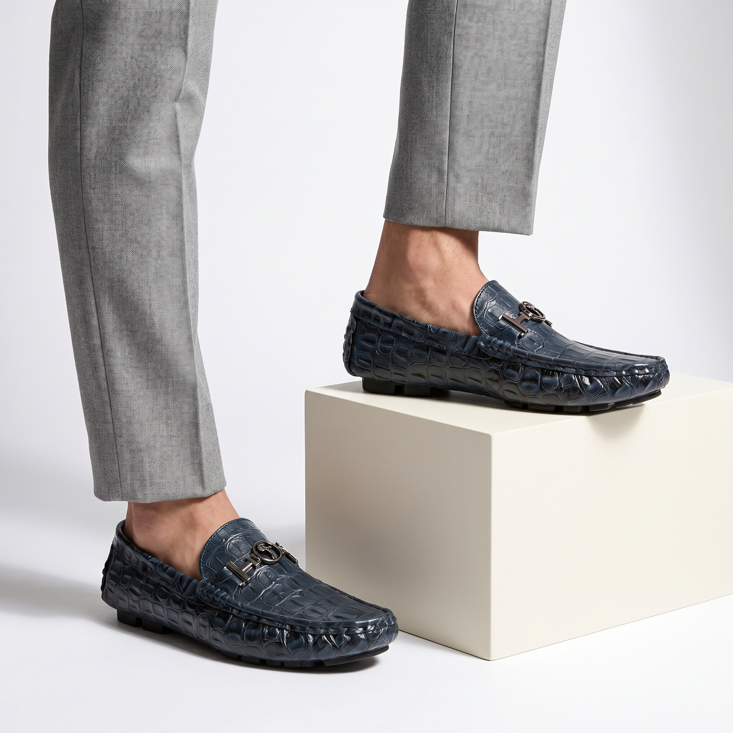 Dressy yet casual men's LANGSTON loafers, featuring a sophisticated crocodile pattern for stylish men's footwear.