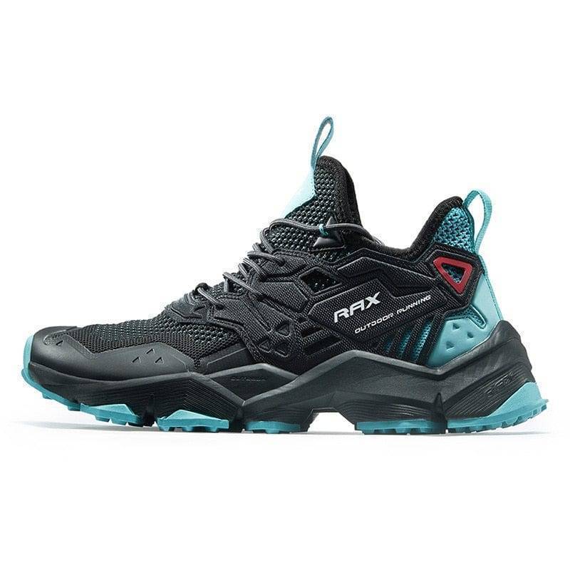 Stylish men's outdoor sneakers, ideal for hiking with their lightweight and breathable features.