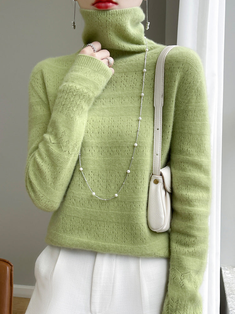 Soft, lightweight men's sweater featuring a distinctive stacked collar, ensuring comfort and style for winter.