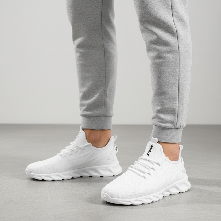 Men's lightweight Jake athletic sneakers, breathable knit for all-day comfort, perfect for walking.