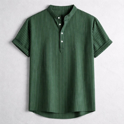 Versatile men's fashion: lightweight Henley shirt, ideal for casual comfort & everyday wear.