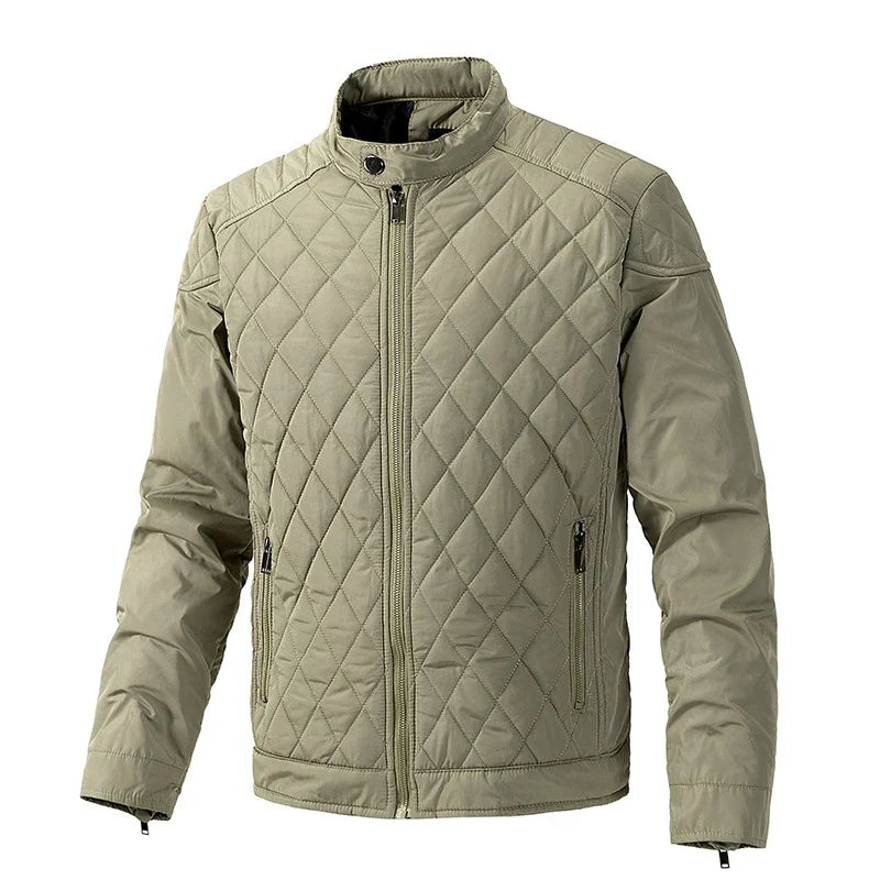 Lightweight quilted men's jacket, comfortable fall & winter outerwear for stylish everyday wear.