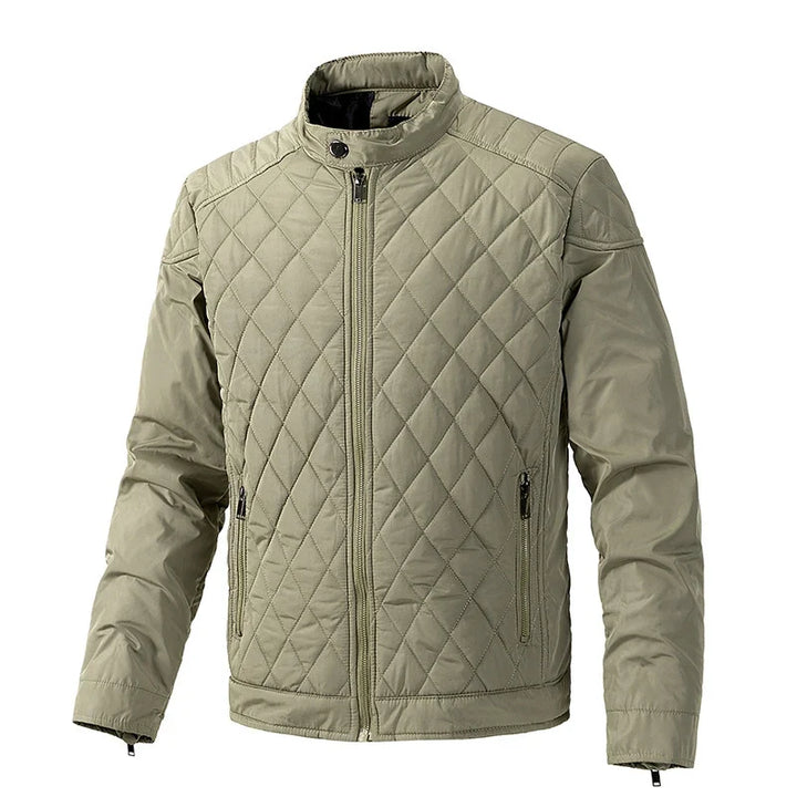 Lightweight quilted men's jacket, comfortable fall & winter outerwear for stylish everyday wear.